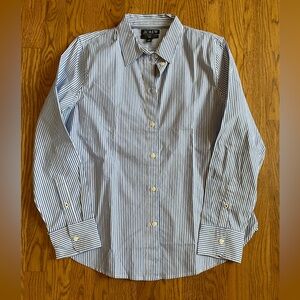 J Crew slim fit women’s tailored shirt size 10 nwt
